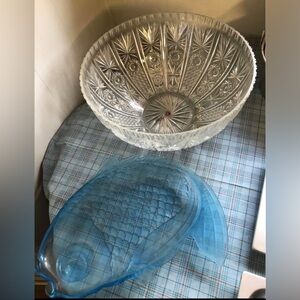 Vintage plastic clear fruit punch bowl and blue fish tray